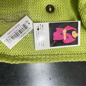 Lime Green Women's cozy spring Wrap NWT large buttons Sassy Riverton